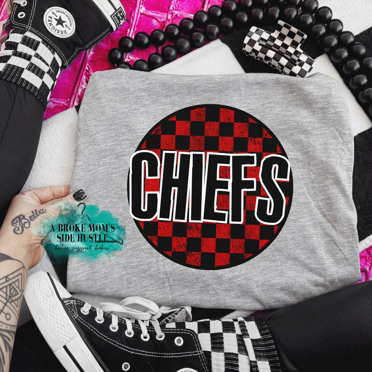Neoga Chiefs Checker Round Tee/Sweatshirt